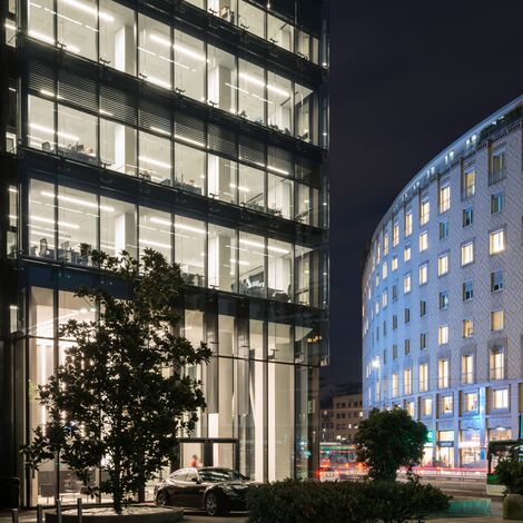 CW 60-SC Aluminium Façades - Office building Office building Largo Augusto Milano located in Milan, Italy