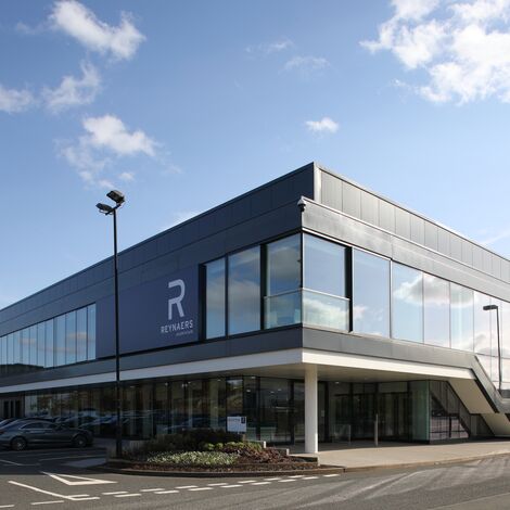 HiFinity Aluminium Sliding & Folding Doors, CW 50-FP Aluminium Façades, CS 77 Fire Proof Aluminium Windows and CW 50-SC Aluminium Façades - Reynaers Knowledge Centre located in Birmingham, United Kingdom