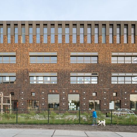 ConceptWall 50 Aluminium Façades, ConceptSystem 77 Aluminium Windows and CS 77 Hidden Vent Aluminium Windows - Brede school Houthaven located in Amsterdam, The Netherlands