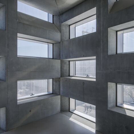 ConceptDoor 45Pa Aluminium Doors, ConceptWall 86 Aluminium Façades, ConceptPatio 130 Aluminium Sliding & Folding Doors and ConceptWall 50 Aluminium Façades - Entertainment LA MÉCA located in Bordeaux, France