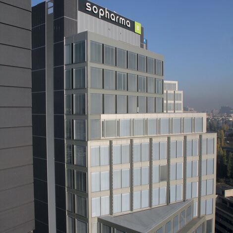 CS 86-HI (c) Cancelled Systems, CW 86 Standard Aluminium Façades and CW 86-EF Aluminium Façades - Business center Sopharma Litex Business Towers located in Sofia, Bulgaria