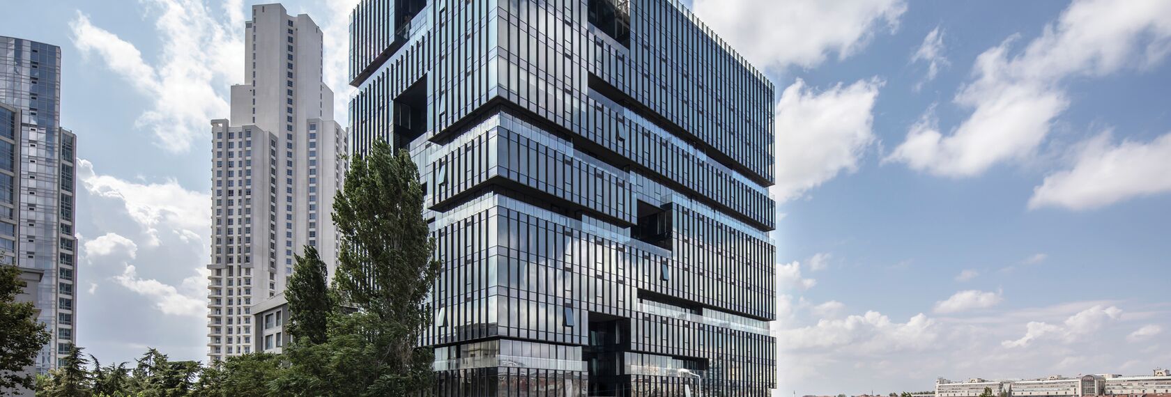 ConceptWall 60 Aluminium Façades, HiFinity Aluminium Sliding & Folding Doors and ConceptSystem 68 Aluminium Doors - Apartmentcomplex Now Bomonti located in Istanbul, Turkey