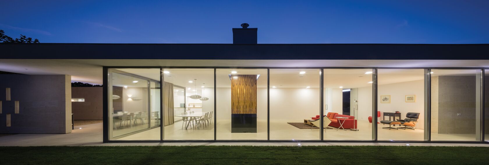 ConceptPatio 130 Aluminium Sliding & Folding Doors, ConceptSystem 77 Aluminium Windows, ConceptSystem 77 Aluminium Doors and ConceptWall 50 Aluminium Façades - Villa Buftea Residence located in Buftea, Romania