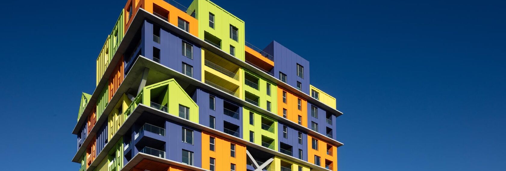 MasterLine 8 Aluminium Windows, MasterLine 8 Aluminium Doors, ConceptWall 50 Aluminium Façades and MasterPatio Aluminium Sliding & Folding Doors - Hoost located in Knokke-Heist, Belgium
