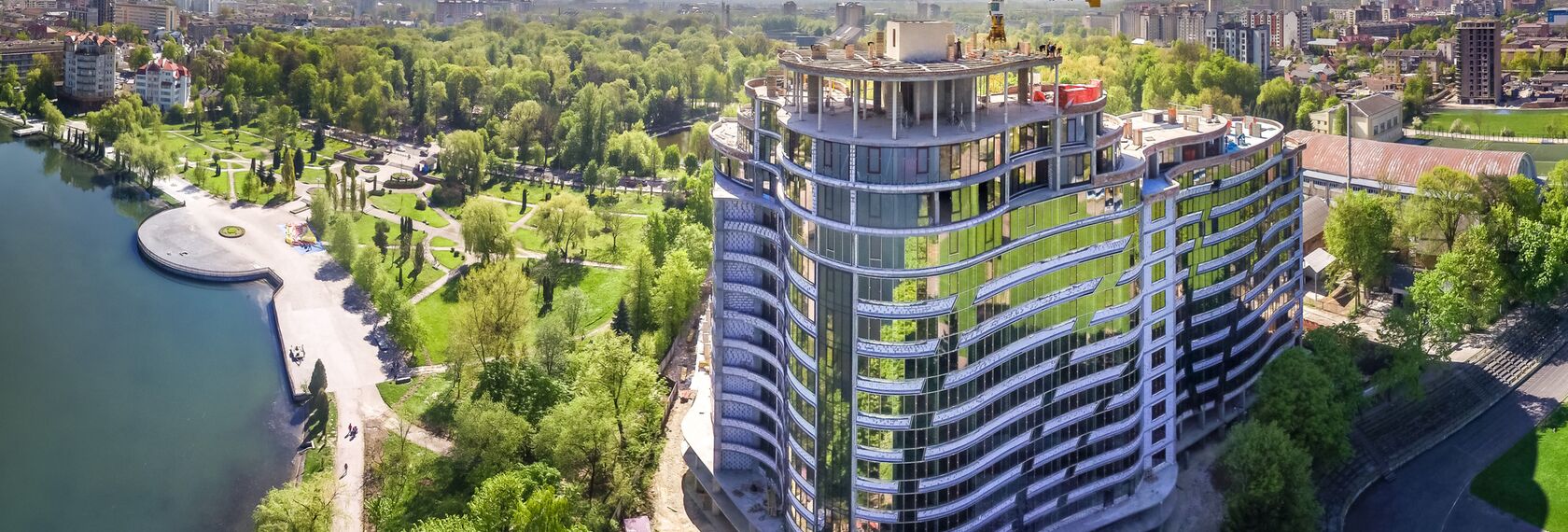 MasterLine 8-HI Aluminium Doors and CW 50-HI Aluminium Façades - Parus located in Ivano-Frankivsk, Ukraine