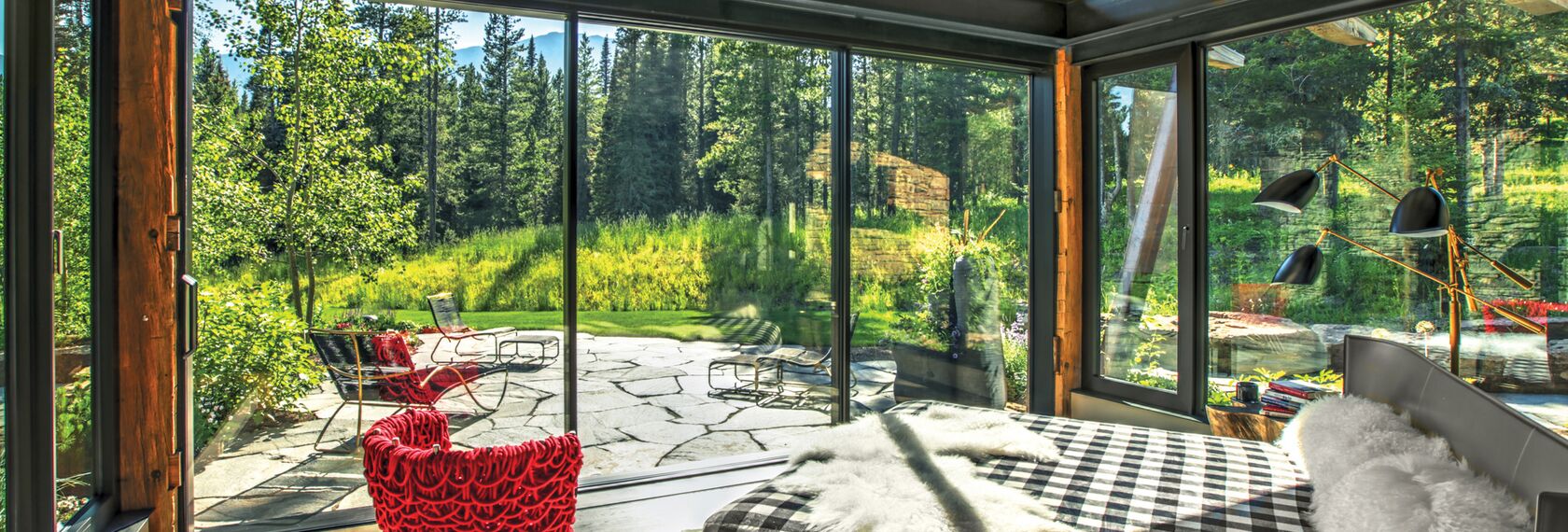 ConceptSystem 77 Aluminium Windows, ConceptSystem 77 Aluminium Doors, HiFinity Aluminium Sliding & Folding Doors and Purity Handles - Flying Star Residence located in Bridger Canyon, United States of America