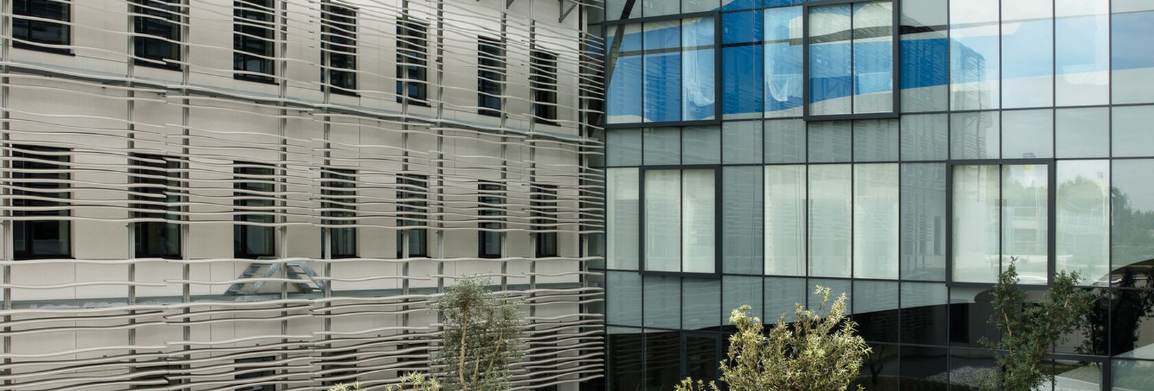 BriseSoleil 100 Solar Shadings and ConceptSystem 77 Aluminium Windows - AZ Sint Maarten located in Mechelen, Belgium