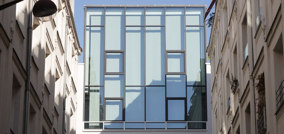 SlimLine 38 Aluminium Windows, SlimLine 38 Aluminium Doors and CW 50-SL Aluminium Façades - Villa Malevart located in Paris, France