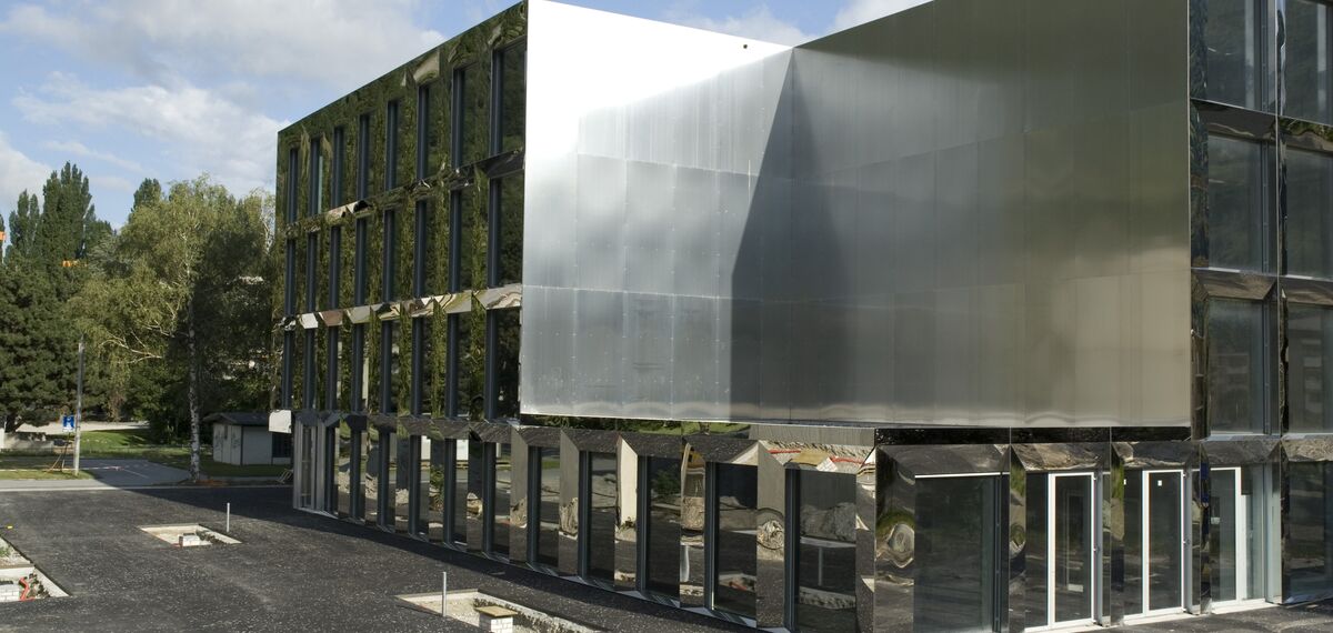 CS 86-HI (c) Cancelled Systems and ConceptWall 50 Aluminium Façades - College/University Technical Vocational School Visp located in Visp, Switzerland