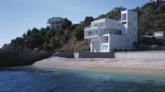 ConceptFolding 77 Aluminium Sliding & Folding Doors and ConceptSystem 77 Aluminium Windows - Yacht House located inUkraine