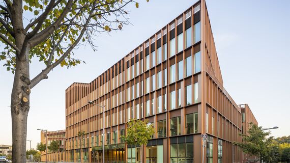 ConceptWall 50 Aluminium Façades - Nexity Regional Headquarters - Lyon Vaise located in Lyon, France