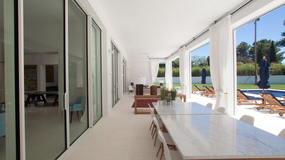 ConceptSystem 77 Aluminium Doors, ConceptPatio 68 Aluminium Sliding & Folding Doors and HiFinity Aluminium Sliding & Folding Doors - Las Palmeras located inSpain